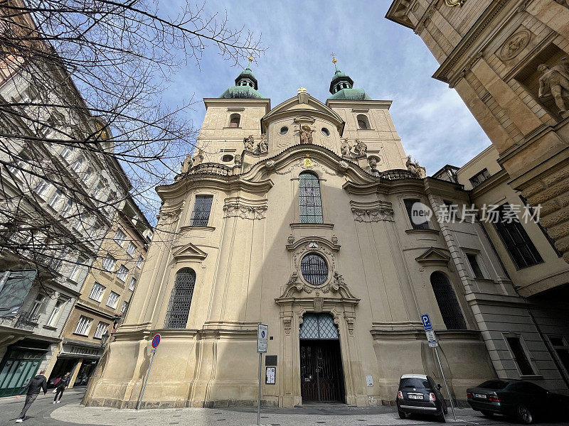 布拉格的圣哈维尔教堂(捷克语:Kostel svatsamho Havla)。